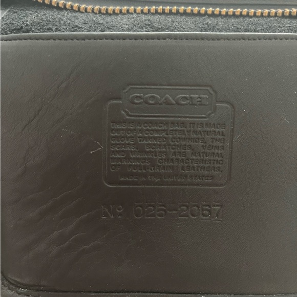 Coach Black Leather Shoulder Bag or  Wristlet with Modern Design - Picture 10 of 12